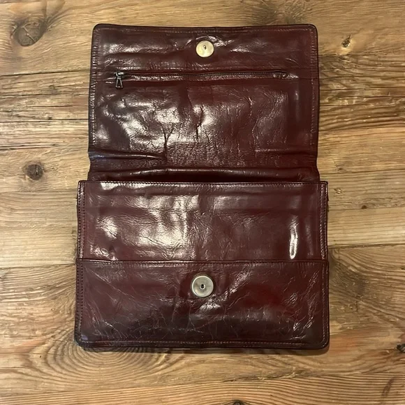 Bottega Veneta Rare Vintage Burgandy Envelope Leather Clutch - Picture 2 of 13